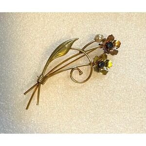 Vintage Amco 12k Gold FilledFloral Pin w/ Blue Stones & Pearl